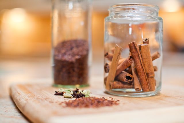 Cinnamon-sticks-ground-chai-latte-spices1